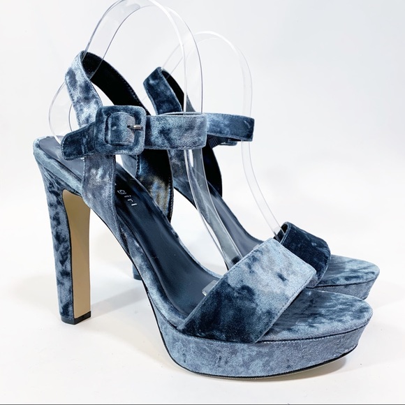 Steve Madden Shoes - Steve Madden “Rolloo” Velvet Platform Heels SZ 11